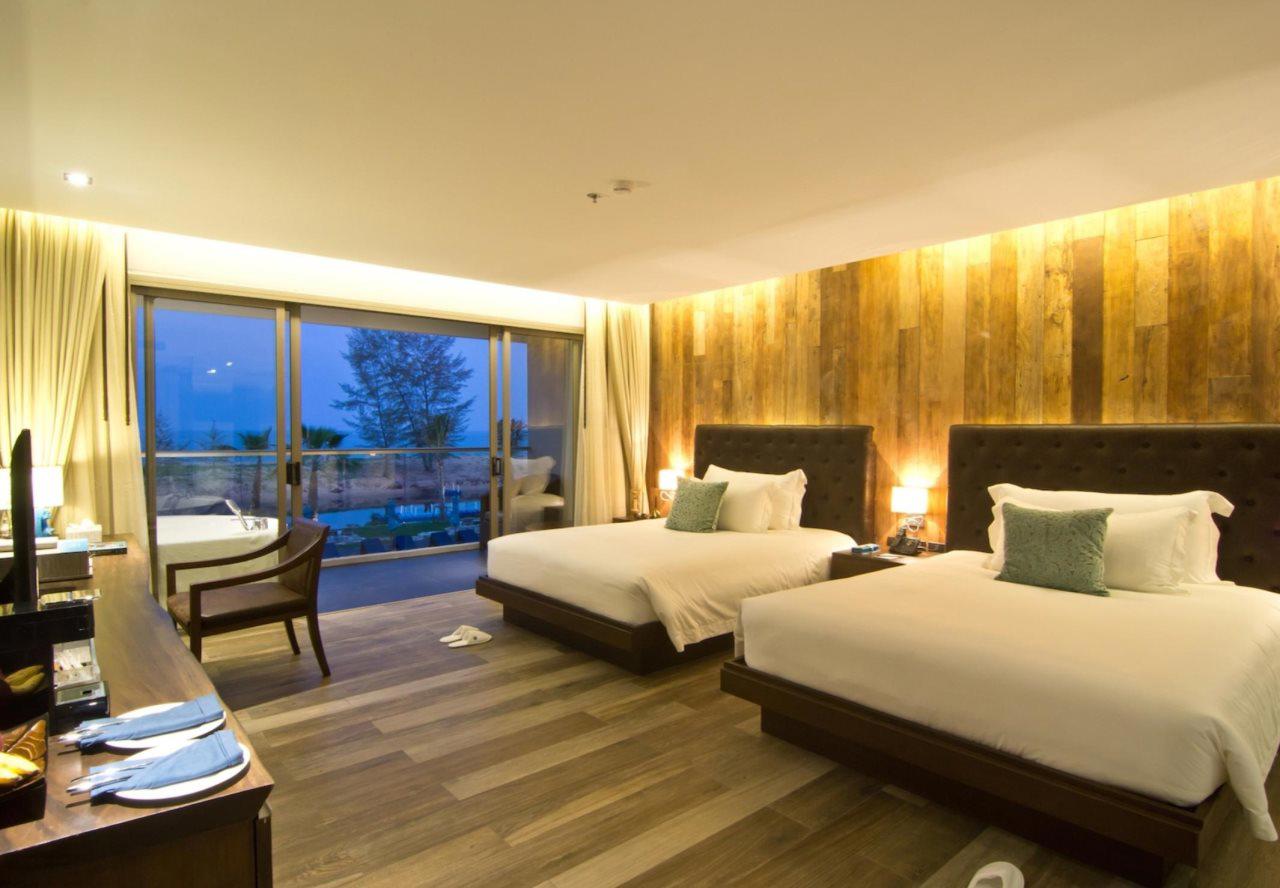 Le Coral Hideaway Beyond