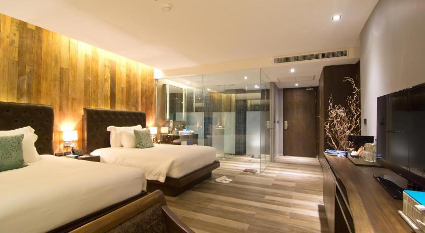 Le Coral Hideaway Beyond