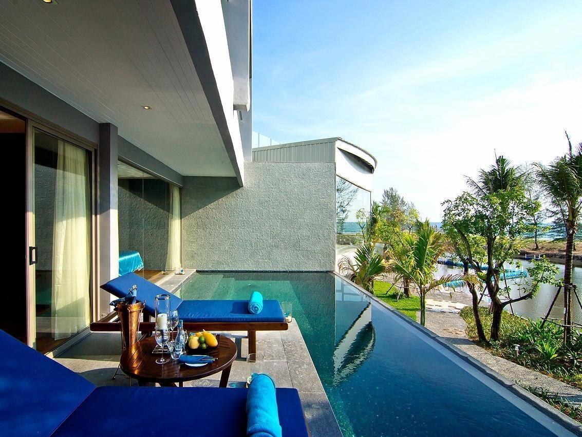 Le Coral Hideaway Beyond