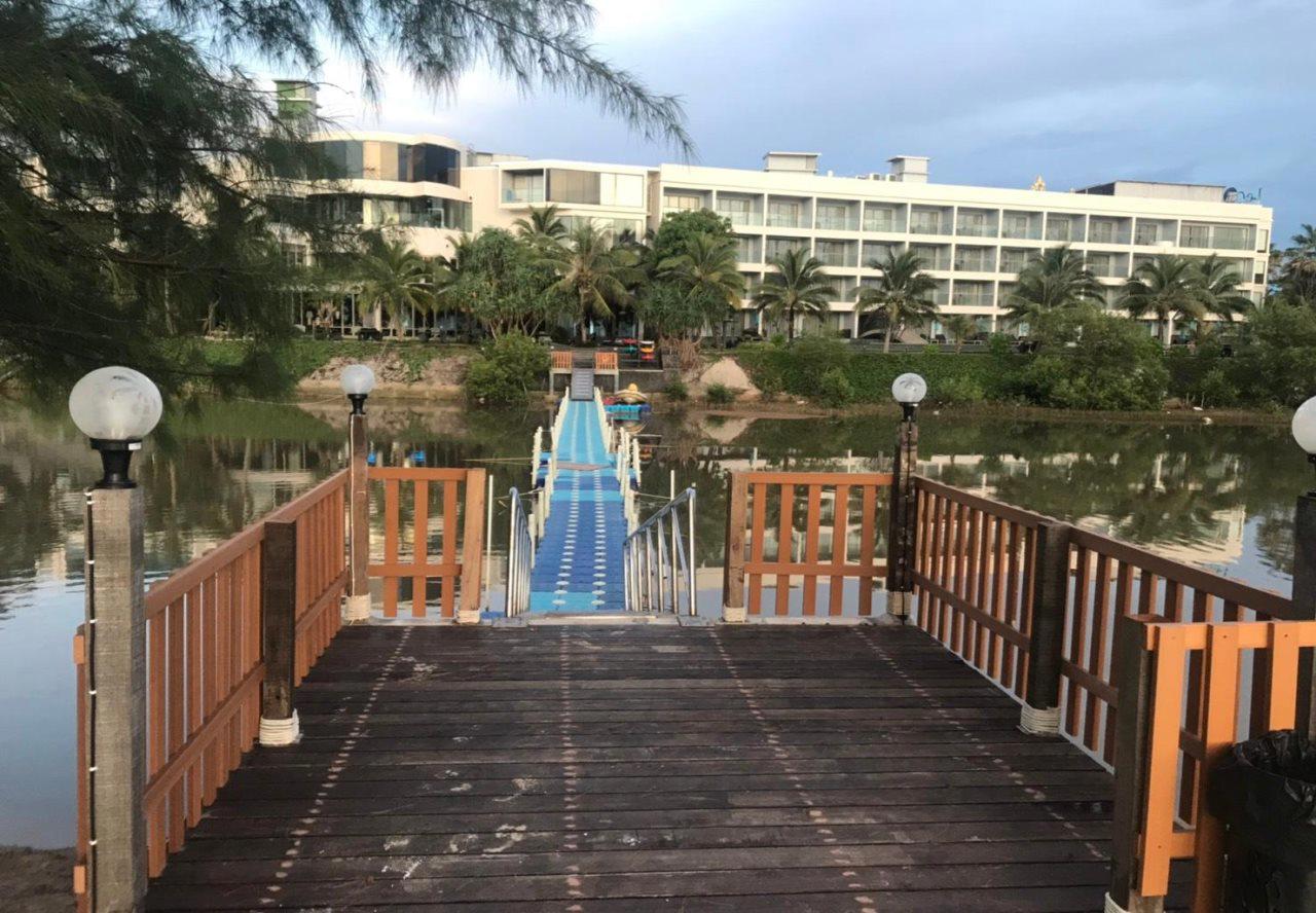 Le Coral Hideaway Beyond