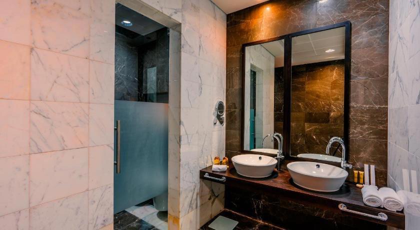 Rixos The Palm Hotel & Suites