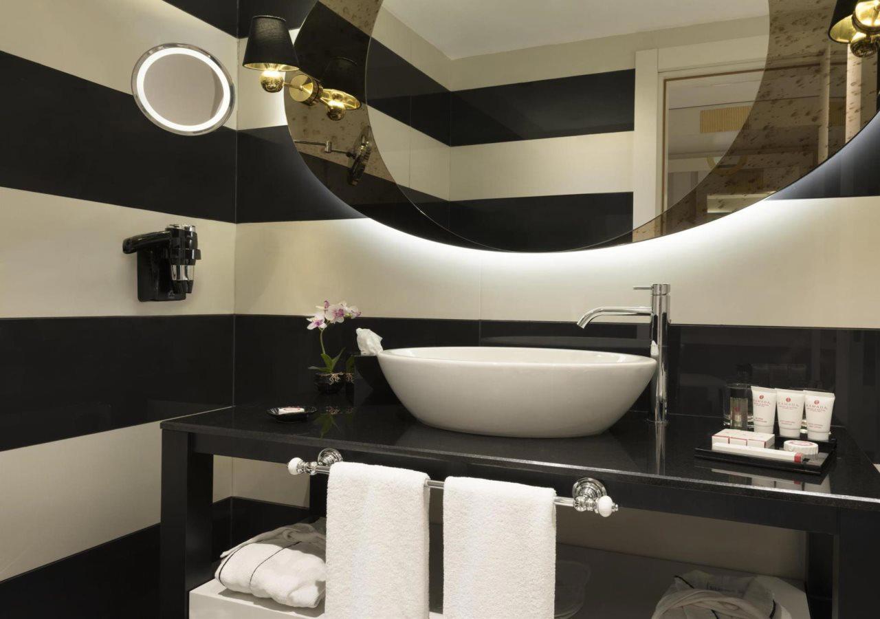 Ramada Hotel & Suites by Wyndham İstanbul Şişli