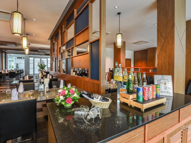 Fishermen's Harbour Urban Resort