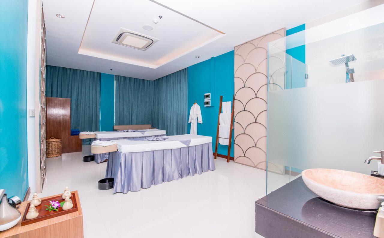 Fishermen's Harbour Urban Resort