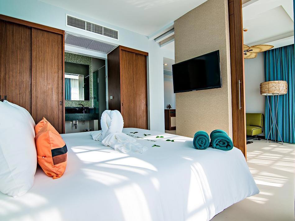 Fishermen's Harbour Urban Resort