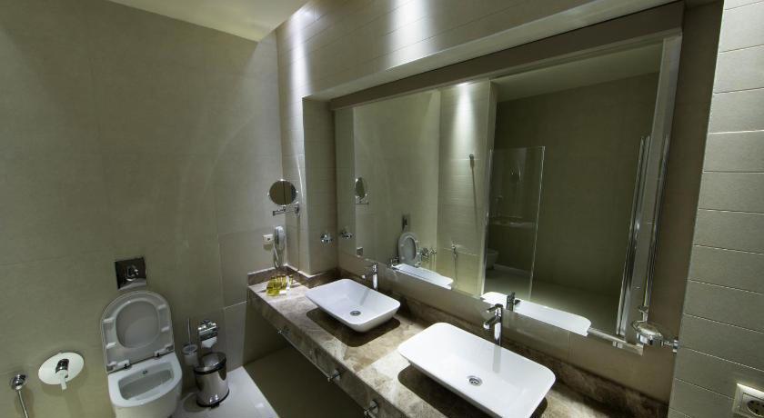 Qafqaz Tufandag Mountain Resort Hotel