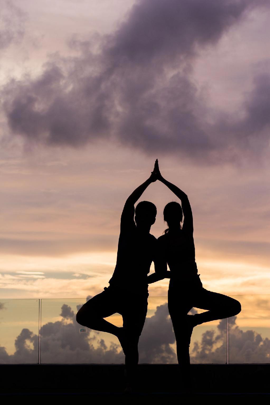 Crest Resort & Pool Villas