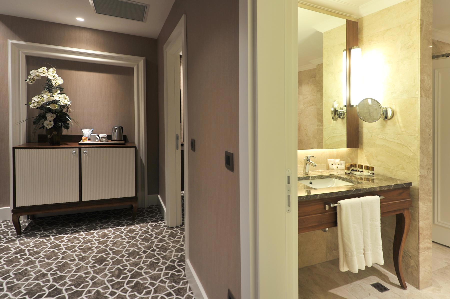 Alusso Thermal Hotel Spa & Convention Center