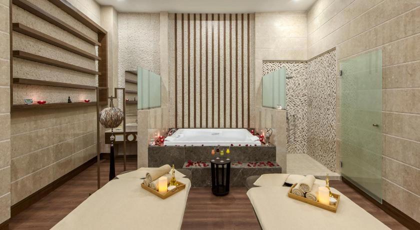 Akrones Thermal & Spa Convention Sport Hotel