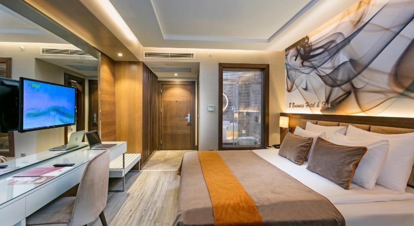 B Business Hotel & Spa