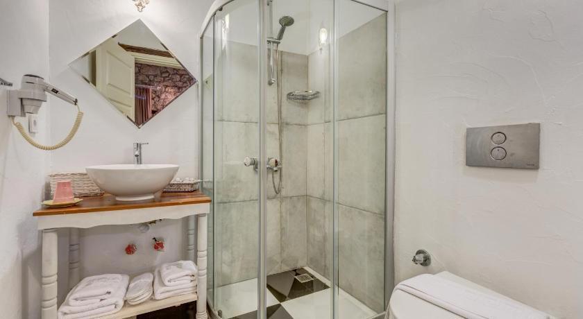 Alacati Eski Ev Hotel