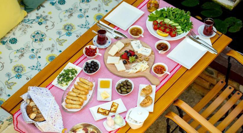 Alacati Eski Ev Hotel