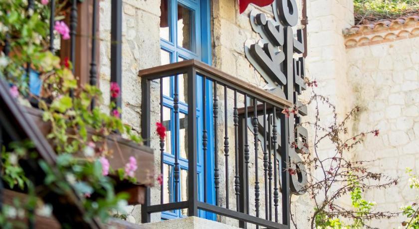 Alacati Eski Ev Hotel