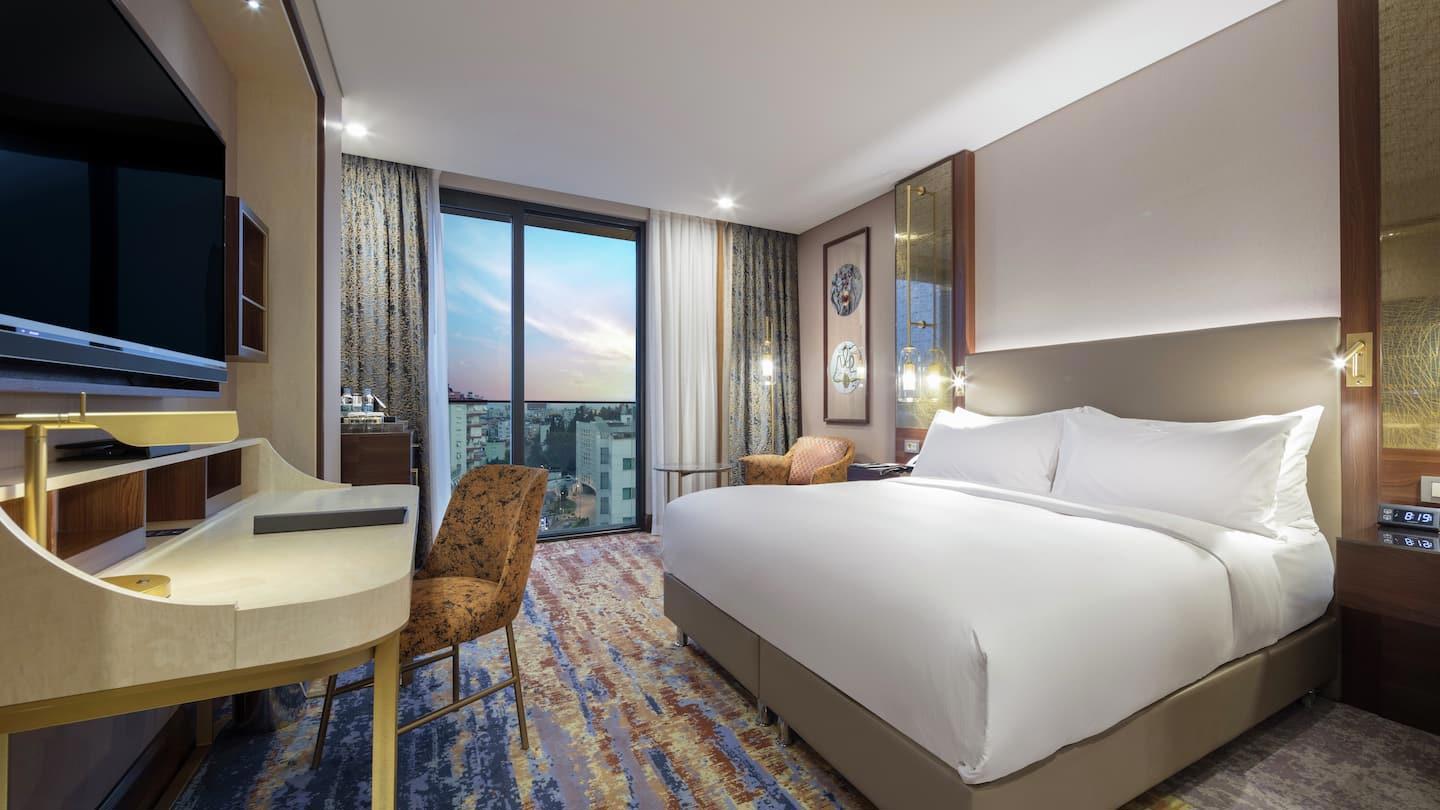 DoubleTree by Hilton Antalya City Centre