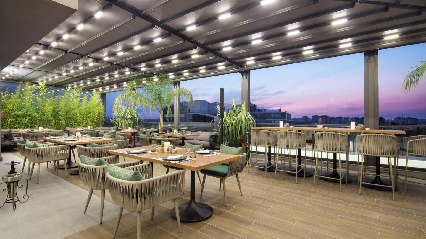 DoubleTree by Hilton Antalya City Centre