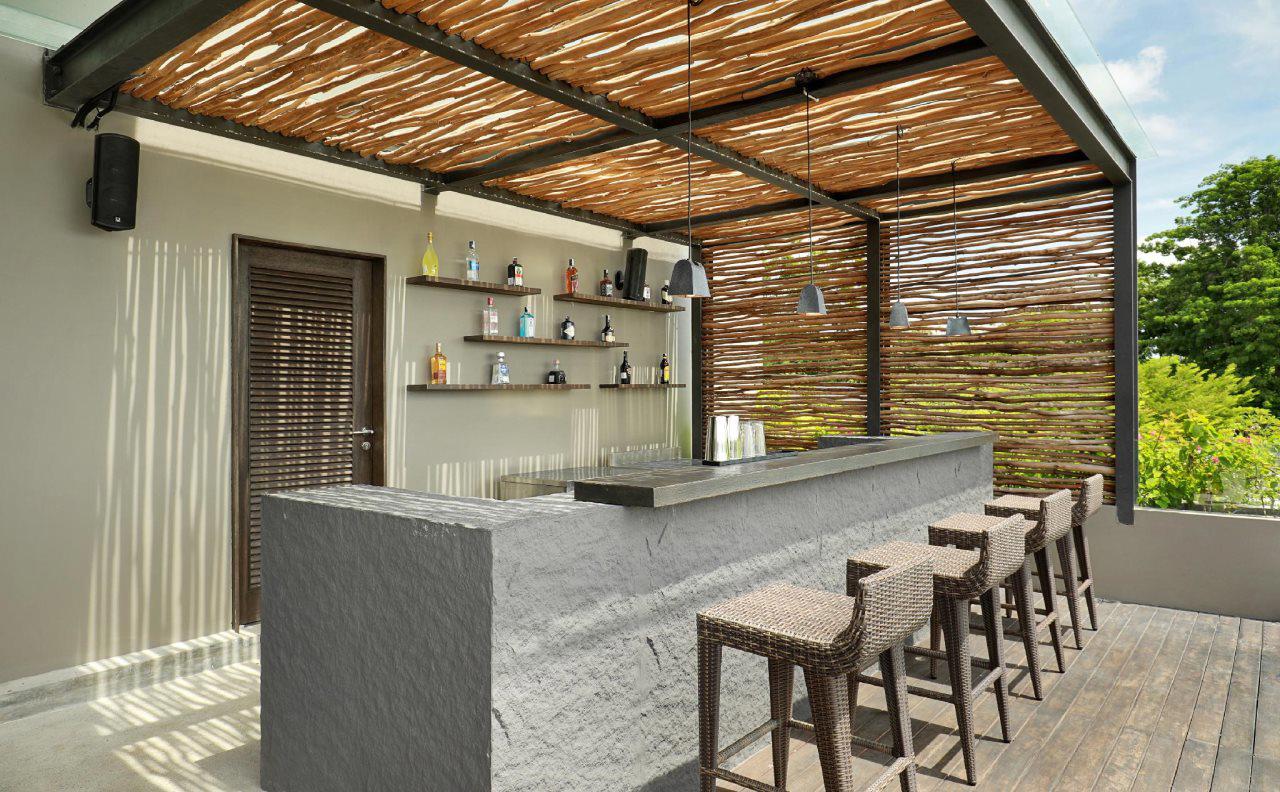 Cross Bali Breakers Resort