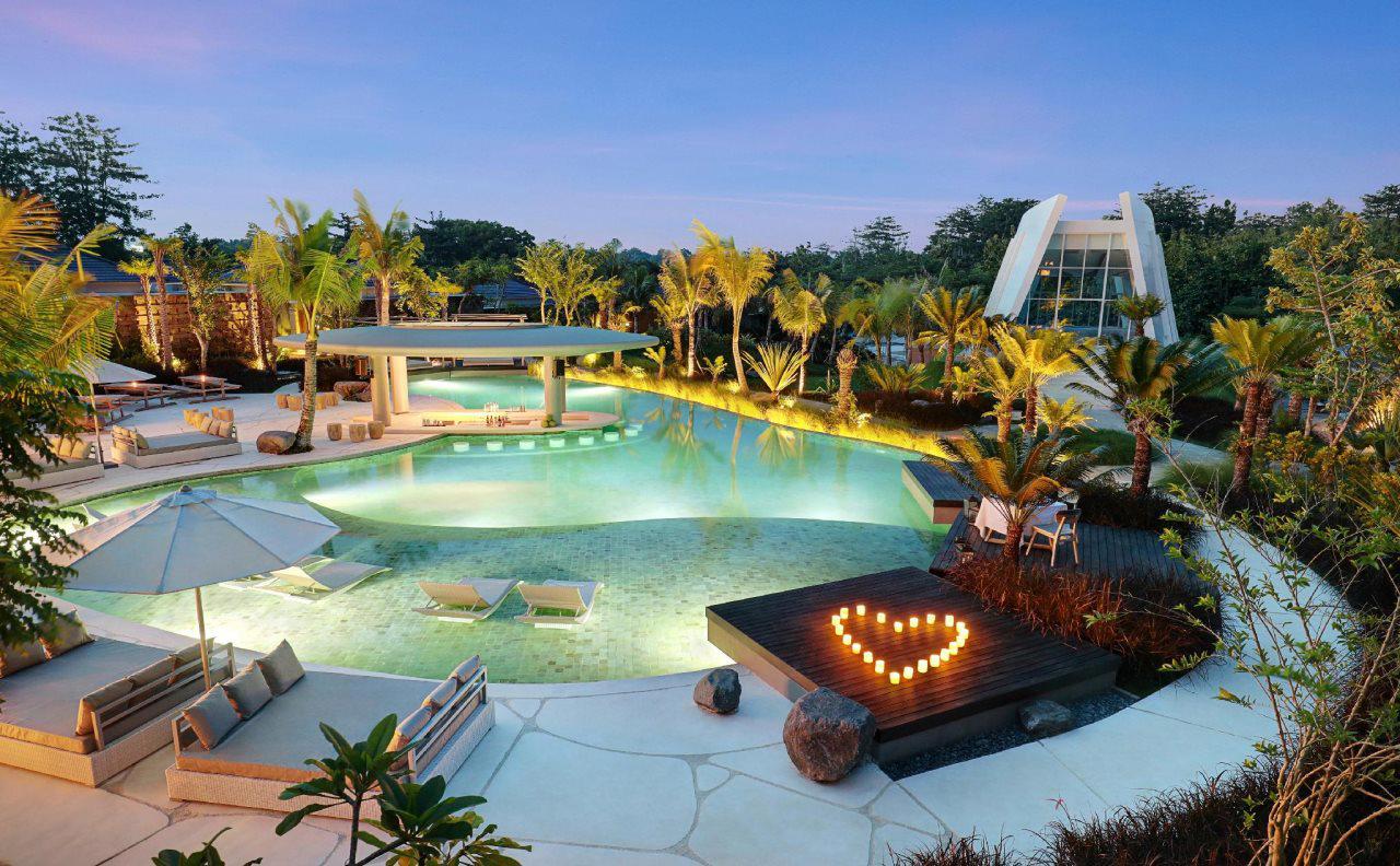 Cross Bali Breakers Resort