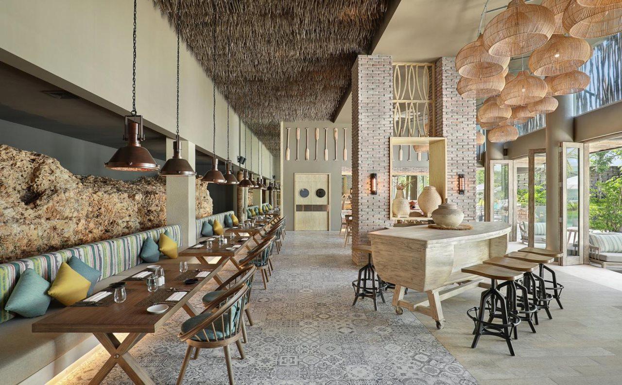 Cross Bali Breakers Resort