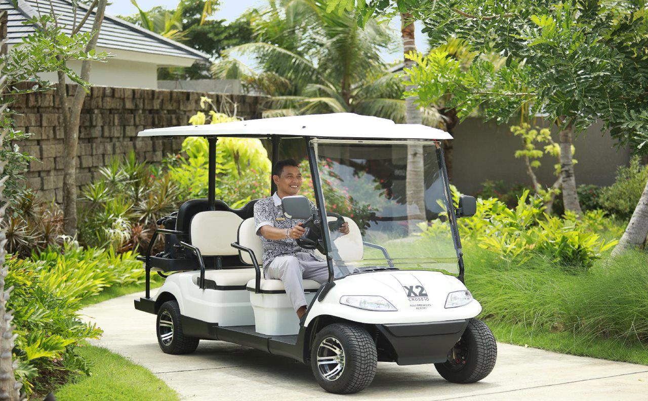 Cross Bali Breakers Resort